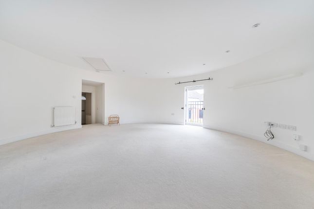 14, Darcy Court, West Malling photo 3