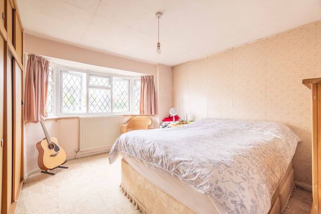 21, Hazell Way, Stoke Poges photo 3