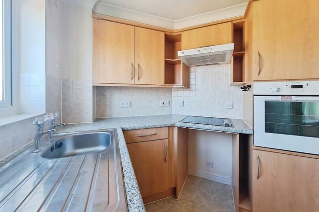 Flat 33, Read Court,, The Grove, Kent photo 3