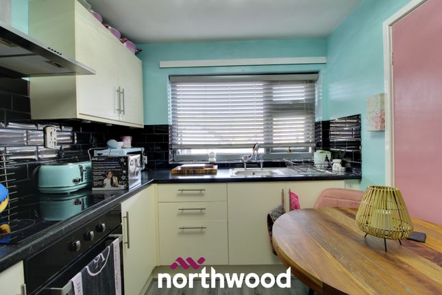 Flat for sale in Ridal Close, Sheffield