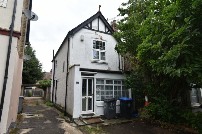 Spacious 2-Bed Detached House With Garden &amp; Parking Â€“ Chaplin Road, Wembley