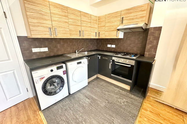 18 Ruskin Road (Flat 3), London photo 2