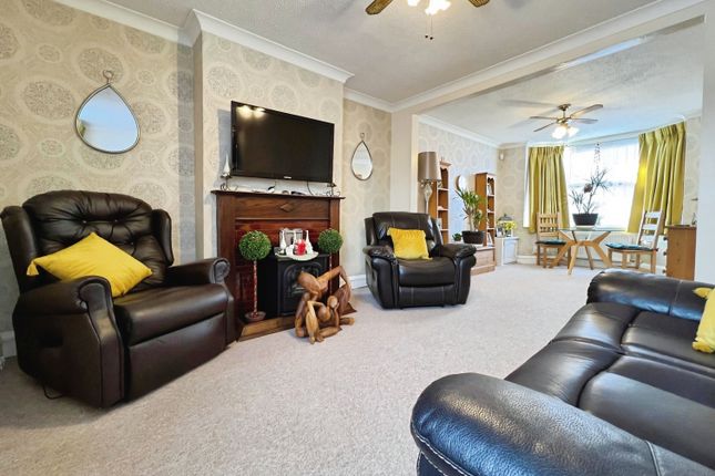 51, Stow Road, Wisbech photo 2