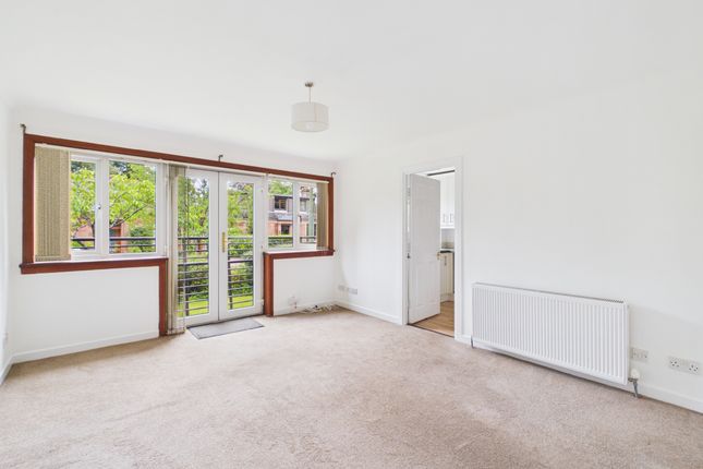 2b Springfield Avenue, Glasgow photo 2