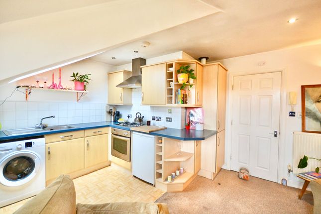 Apt 12 Jordean Court, Sileby photo 2