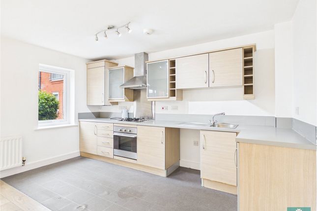 4, Waverley Street, Greater Manchester photo 2