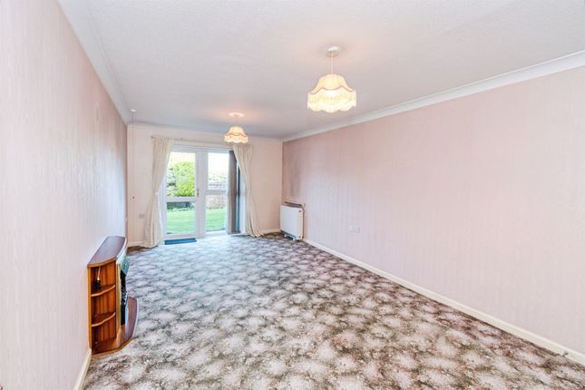 9, Lincoln Court, Sharon Road, Southampton photo 4