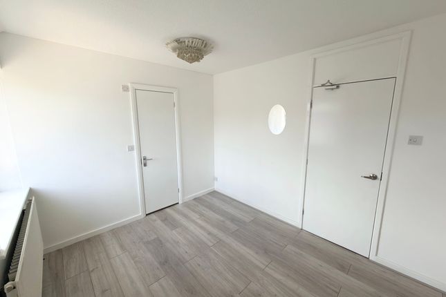 52, Brancker Road, Kenton photo 3