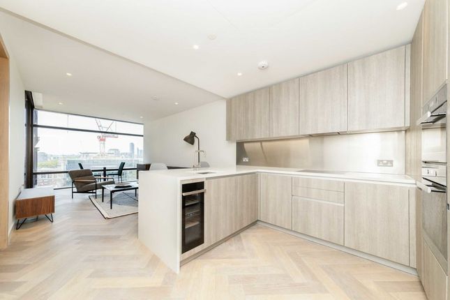 Flat to rent in Principal Tower, London