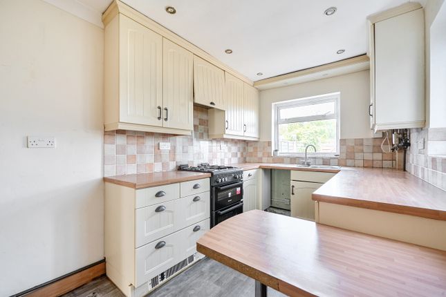 85, Lyndhurst Road, West Sussex photo 3