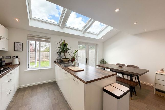 24 Queen Eleanor Avenue, Grantham photo 3