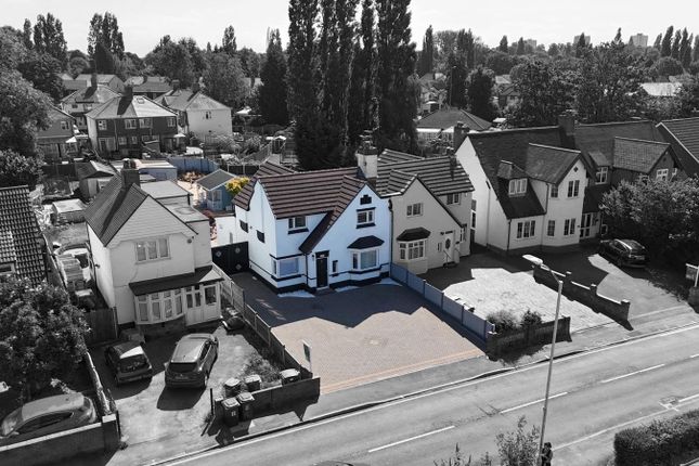 22, Old Fallings Lane, Wolverhampton photo 3