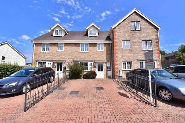 4 bed town house for sale in Quarry Stone Close, Binstead, Ryde PO33