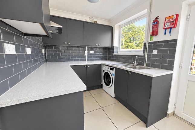96, Beecheno Road, Norwich photo 2