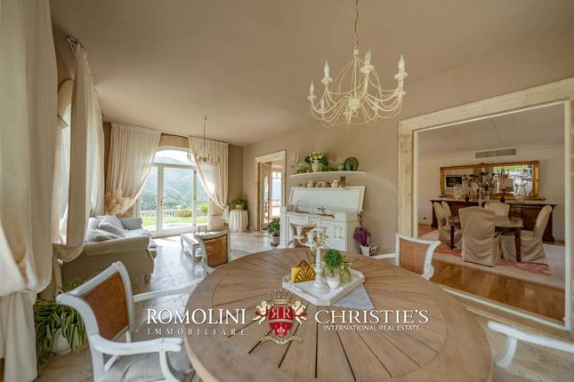 Villa for sale in Florence, Tuscany, Italy