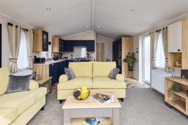Willerby Gainsborough Manor Park Caravan Site, Manor Road, Norfolk photo 3