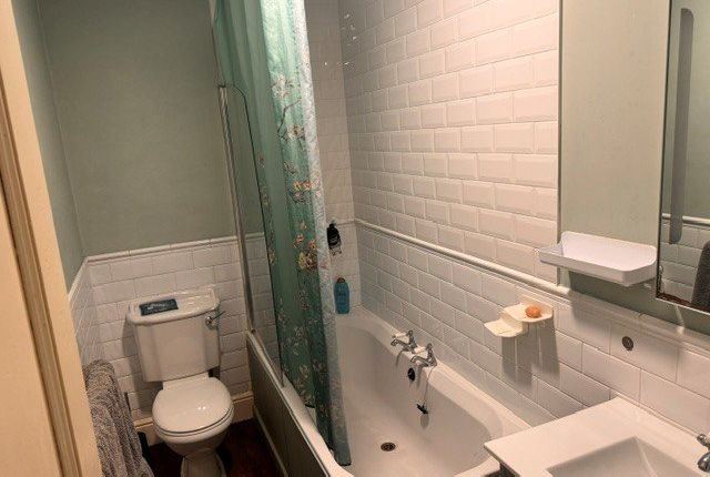 88, Winchester Street, Taunton photo 3