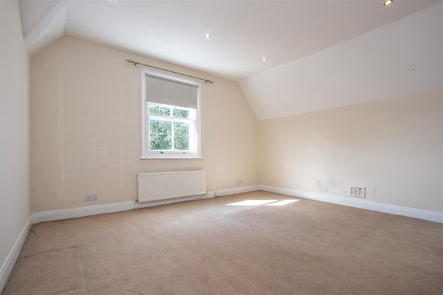 Flat 4, Lyston House, Clifton Road, Wimbledon photo 4