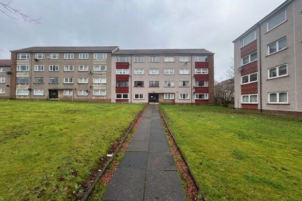 Flat to rent in Aurs Road, Glasgow