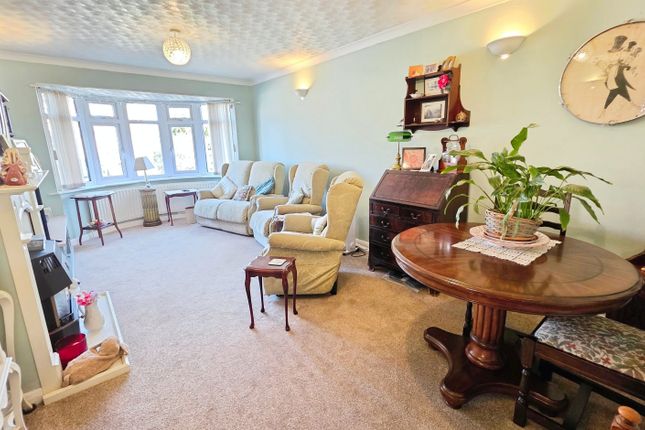 50, West Road, Ruskington photo 3