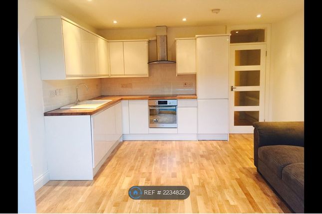 Thumbnail Flat to rent in Vicarage Grove, Camberwell Brixton, Oval Elephant &amp; Castle