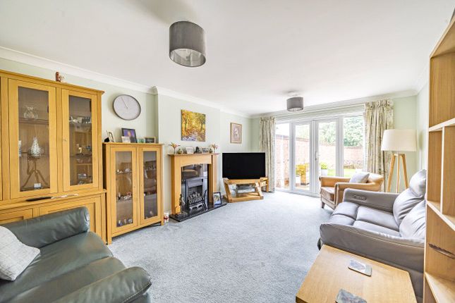 6, Normandy Road, Wroughton photo 3