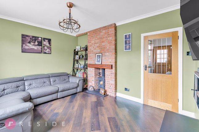 3, Highbank Road, Rochdale photo 2