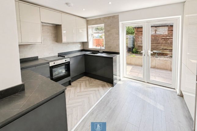 36, John Knight Road, Bedworth photo 3