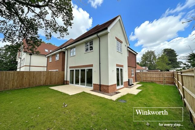 1, Fairway View Close, Ferndown photo 4