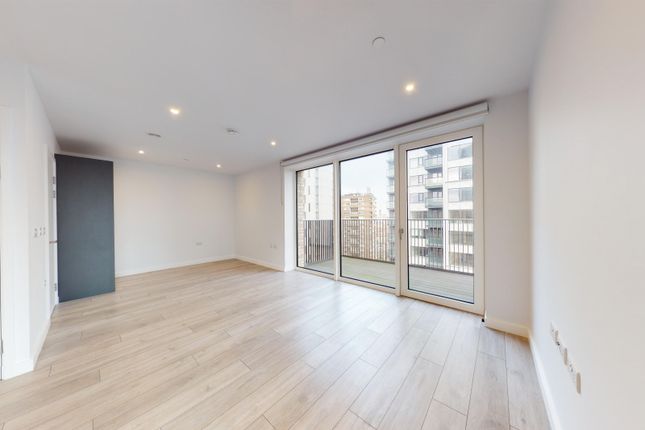 Thumbnail Studio to rent in Park Central West, London