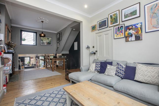Terraced house for sale in Ivanhoe Road, Camberwell