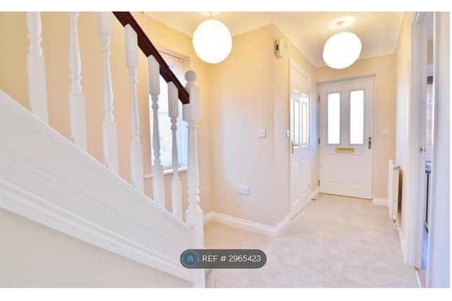 A Crofthill Road, Slough photo 2