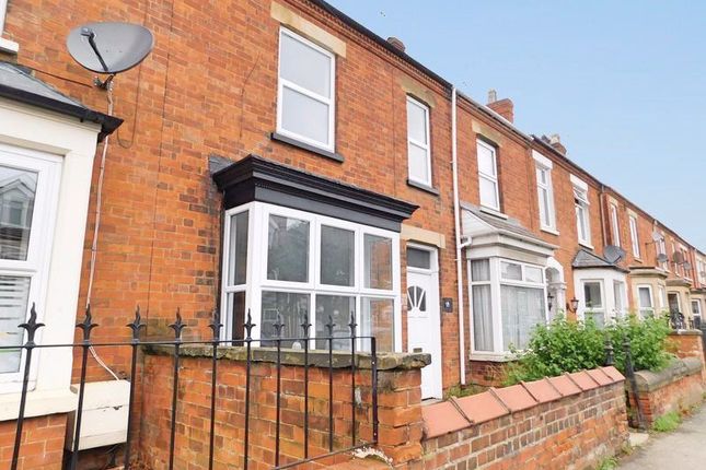 Thumbnail Terraced house to rent in Harlaxton Road, Grantham