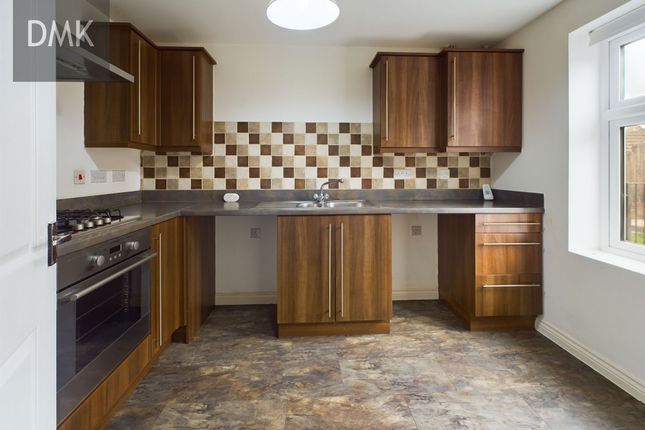 85 Groeswen Park, Port Talbot photo 3