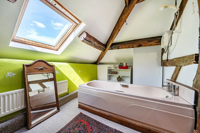 Detached Period Family House