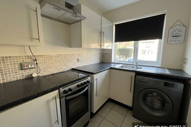 18 Applewood Drive, Grantham photo 2