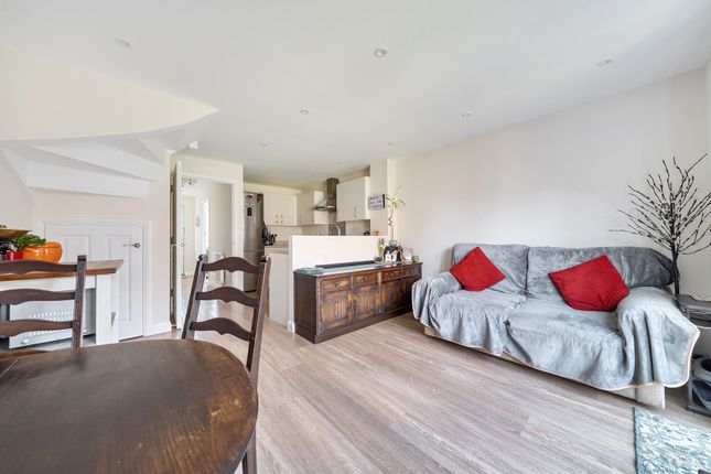 23, Rowdell Avenue, Bristol photo 4