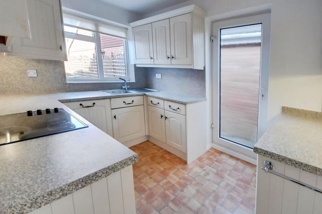 58, Mayflower Road, St. Albans photo 4