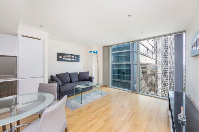 Thumbnail Flat to rent in Landmark West Tower, 22 Marsh Wall
