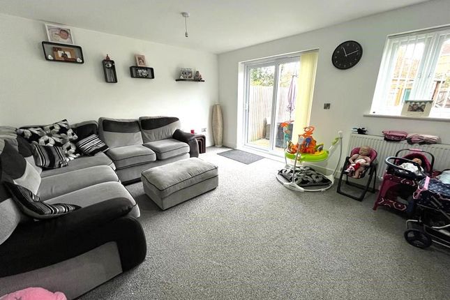 Terraced house for sale in Northolme View, Gainsborough