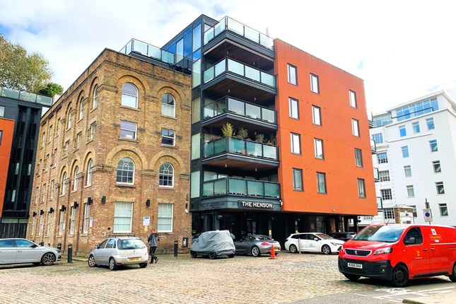Thumbnail Office to let in 30 Oval Road, London, Greater London