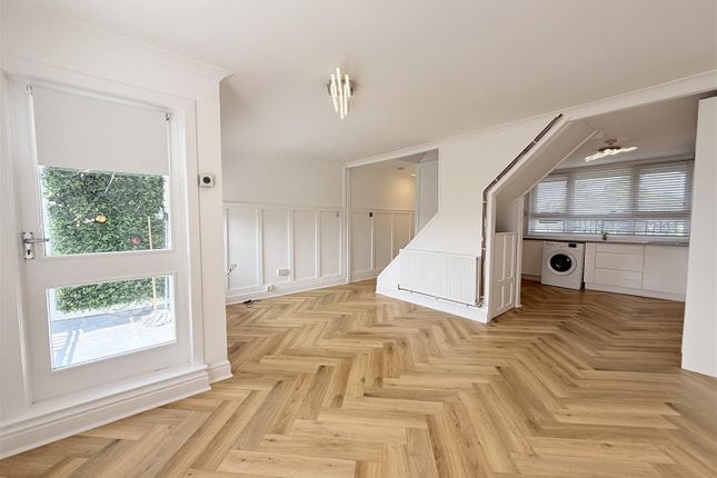 16, Attlee Place, Clydebank photo 2