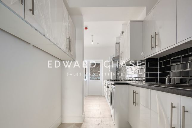 116, Park Road (Room E), Ilford photo 5