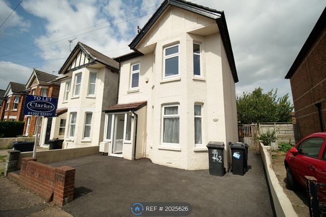 Detached house to rent in Shelbourne Road, Bournemouth