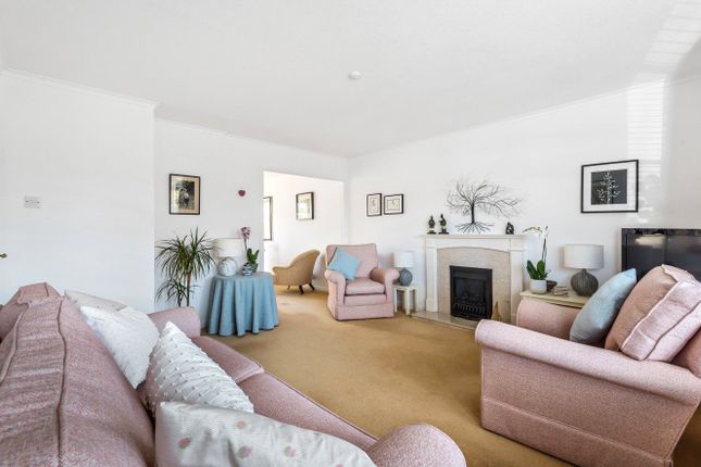 13, Eastways, Southampton photo 3