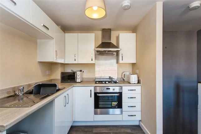 15, Aldeburgh Drive, Lancashire photo 2