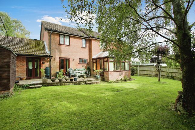 Link-detached house for sale in The Deanery, Chandler's Ford, Eastleigh, Hampshire
