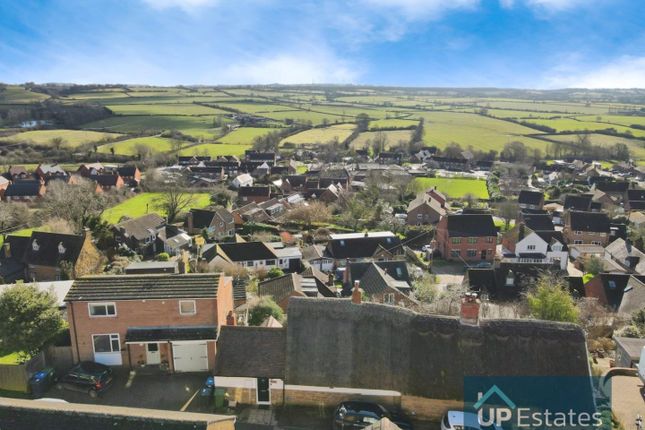 2 Little Fold, School Hill, Napton photo 3