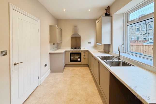 17, Henley Gardens, Durham photo 4