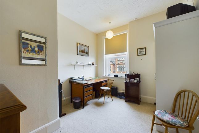 Flat for sale in Vicarage Road, Cromer